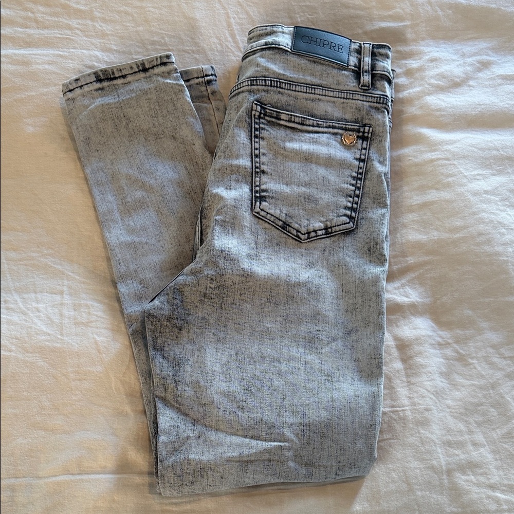 CHIPRE, Light Gray Acid-Wash Jeans
